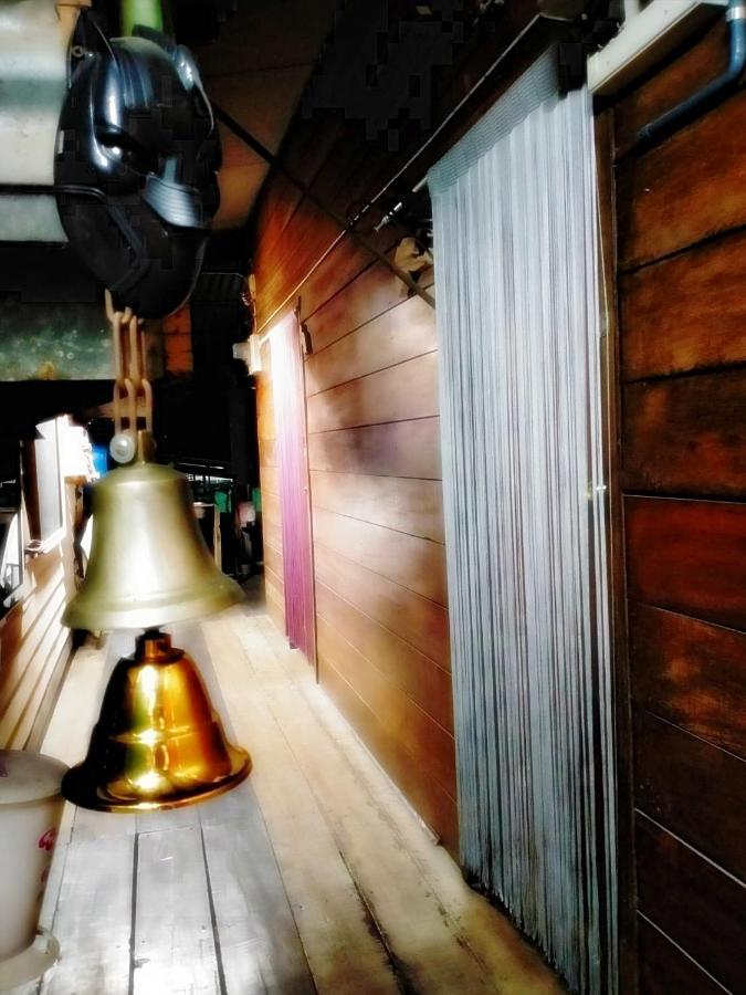 Ray Nu Guest House Аюттхая Экстерьер фото